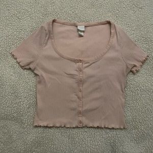 pink button down blouse 🤍
